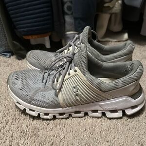 OnCloud Women’s Running Shoes